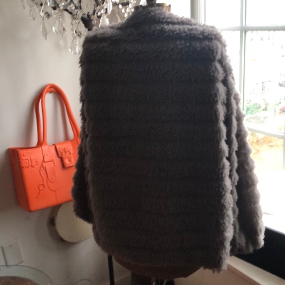 Revolve Tularosa Ricci Faux Fuzzy Fur Jacket - Picture 5 of 5